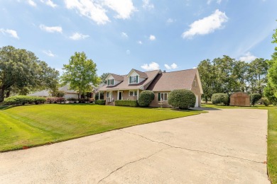 This Beautiful Brick 4BR-3.5BA home is located on an extra-large on Santee-Cooper Country Club in South Carolina - for sale on GolfHomes.com, golf home, golf lot