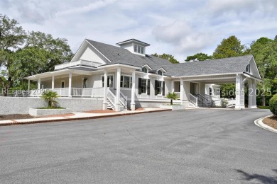 Light filled 3 Bed 3 Bath Ranch style home, that could do with on Rose Hill Golf Club in South Carolina - for sale on GolfHomes.com, golf home, golf lot