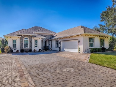 STUNNING, MOVE-IN-READY POOL HOME WITH MULTIPLE ENSUITES! Don't on Harbor Hills Country Club in Florida - for sale on GolfHomes.com, golf home, golf lot