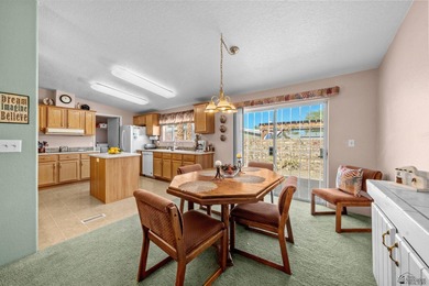 Welcome to your perfect desert retreat! This well-maintained 3 on Foothills Executive Golf Course in Arizona - for sale on GolfHomes.com, golf home, golf lot