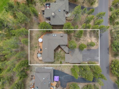 Welcome to 15 White Elm, this home has been with the same family on Sunriver Woodlands Golf Course in Oregon - for sale on GolfHomes.com, golf home, golf lot