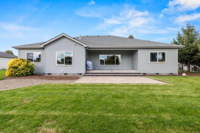 Fabulous waterfront home back on the market through no fault of on Harbor Links Golf Course in Oregon - for sale on GolfHomes.com, golf home, golf lot