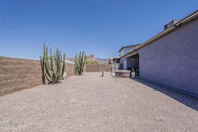 Mountain views from every angle and NO HOA!!!  Charming on Gold Canyon Golf Resort - Sidewinder in Arizona - for sale on GolfHomes.com, golf home, golf lot