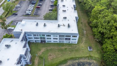 IMPRESSIVE 1 BEDROOM & 1 1/2 BATHROOM CONDO LOCATED IN A SAFE on Colony West Country Club in Florida - for sale on GolfHomes.com, golf home, golf lot