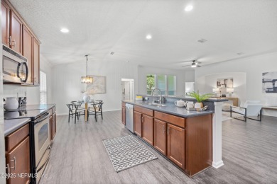 AMAZING HOME!!! This fresh and clean 5 bedroom, 4 FULL bathroom on King and Bear Golf Course/World Golf Village in Florida - for sale on GolfHomes.com, golf home, golf lot