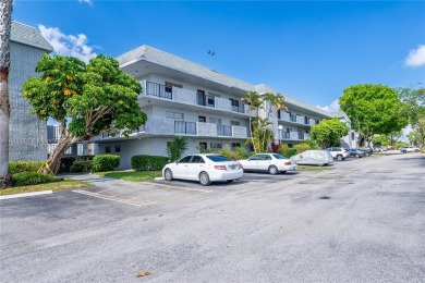 IMPRESSIVE 1 BEDROOM & 1 1/2 BATHROOM CONDO LOCATED IN A SAFE on Colony West Country Club in Florida - for sale on GolfHomes.com, golf home, golf lot