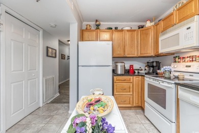 Condo Living at it's Best -- Welcome to this 1 Bedroom 1.5 Bath on The Valley At Eastport in South Carolina - for sale on GolfHomes.com, golf home, golf lot