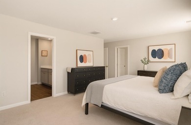 FREE GOLF CART with the purchase of this beautiful home that's on Cypress Point Par 3 in South Carolina - for sale on GolfHomes.com, golf home, golf lot