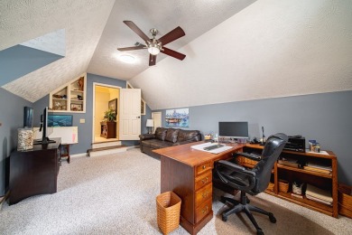 **MAPLE RIDGE** This beautifully designed 4-bedroom, 2.5-bath on Maple Ridge Golf Club in Georgia - for sale on GolfHomes.com, golf home, golf lot