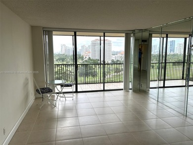 CENTRALLY LOCATED IN THE HEART OF AVENTURA, THIS WELL MAINTAINED on Turnberry Isle Resort and Club in Florida - for sale on GolfHomes.com, golf home, golf lot