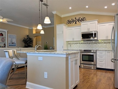 3352 ARCHER AVE, THE VILLAGES, FL --> Largest 55+ Community in on Glenview Championship Golf and Country Club in Florida - for sale on GolfHomes.com, golf home, golf lot