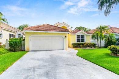 Charming Single-Family Home in Eastpointe Country Club - on Eastpointe Country Club in Florida - for sale on GolfHomes.com, golf home, golf lot