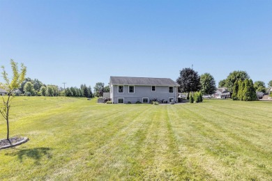 Unique ranch style home on .6 acres features modern finishes & a on High Cliff Golf Course in Wisconsin - for sale on GolfHomes.com, golf home, golf lot