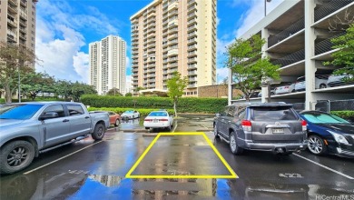 Comfortable, cool, corner/end 2-bedroom unit with 2 parking on Pearl Country Club in Hawaii - for sale on GolfHomes.com, golf home, golf lot