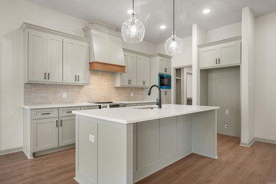 This 3 bedroom/ 2 bathroom new construction home in Diamondhead on Diamondhead Golf and Country Club in Arkansas - for sale on GolfHomes.com, golf home, golf lot