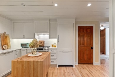 This enchanting single-level mountain home at 630 Cobb Road on Highlands Country Club in North Carolina - for sale on GolfHomes.com, golf home, golf lot