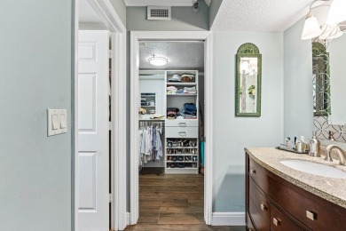 Beautifully updated three bedroom condo in an excellent Central on  in Florida - for sale on GolfHomes.com, golf home, golf lot