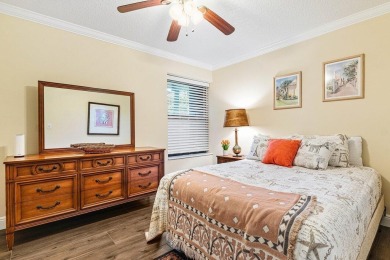 Beautifully updated three bedroom condo in an excellent Central on  in Florida - for sale on GolfHomes.com, golf home, golf lot