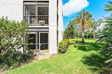 Beautifully updated three bedroom condo in an excellent Central on  in Florida - for sale on GolfHomes.com, golf home, golf lot