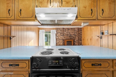 CURRENTLY UNDER CONTRACT, SELLER WILL CONSIDER BACKUP OFFERS on Panama Country Club in Florida - for sale on GolfHomes.com, golf home, golf lot