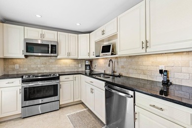 Welcome to this spacious 2-bedroom, 2-bath condo perfectly on Quail Ridge Golf Course and Country Club in Florida - for sale on GolfHomes.com, golf home, golf lot