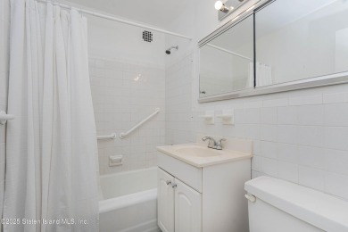 This spacious 1 bedroom, 1 bath with ample closet space, freshly on Silver Lake Golf Course in New York - for sale on GolfHomes.com, golf home, golf lot