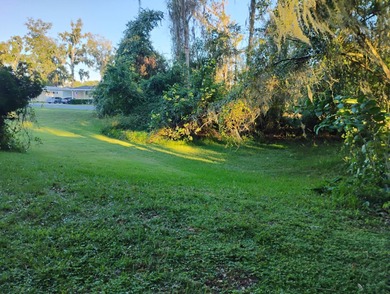 Over 1200 sq. ft. of comfortable living with a 1 car garage on Ocala Palms Golf and Country Club in Florida - for sale on GolfHomes.com, golf home, golf lot