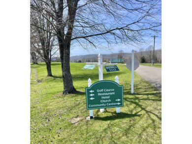 Feel like you're on vacation every day, in this amazing location on Perry Park Golf Resort in Kentucky - for sale on GolfHomes.com, golf home, golf lot