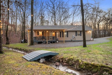 Welcome to your dream home! This 3-4 bedroom house is nestled in on Diamondhead Golf and Country Club in Arkansas - for sale on GolfHomes.com, golf home, golf lot