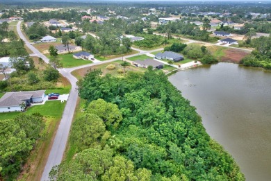 Come and build your waterfront dream home or duplex! There are 2 on Sun n Lake Golf and Country Club in Florida - for sale on GolfHomes.com, golf home, golf lot