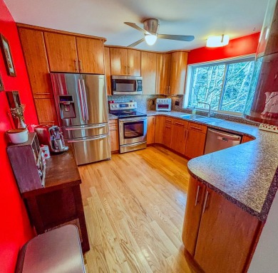 Stunning 3BR/2BA remodeled ranch style condo in West Norwalk's on Oak Hills Park Golf Course in Connecticut - for sale on GolfHomes.com, golf home, golf lot