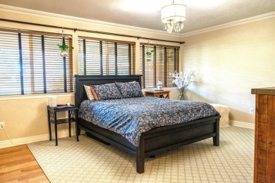 Stunning 3BR/2BA remodeled ranch style condo in West Norwalk's on Oak Hills Park Golf Course in Connecticut - for sale on GolfHomes.com, golf home, golf lot