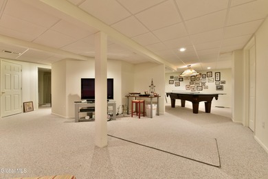 Private, large end-unit townhouse located on a private on McGregor Links Country Club in New York - for sale on GolfHomes.com, golf home, golf lot