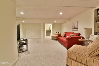 Private, large end-unit townhouse located on a private on McGregor Links Country Club in New York - for sale on GolfHomes.com, golf home, golf lot