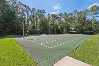 INCREDIBLE VALUE IN PREMIER GOLF COMMUNITY!! Discover the on Lexington Oaks Golf Club in Florida - for sale on GolfHomes.com, golf home, golf lot