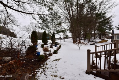 Private, large end-unit townhouse located on a private on McGregor Links Country Club in New York - for sale on GolfHomes.com, golf home, golf lot