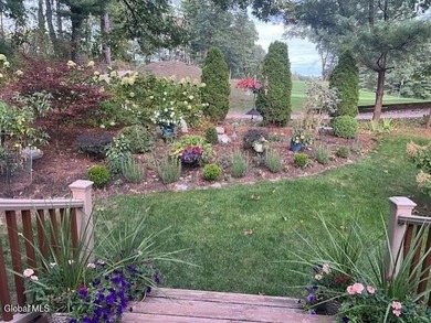 Private, large end-unit townhouse located on a private on McGregor Links Country Club in New York - for sale on GolfHomes.com, golf home, golf lot