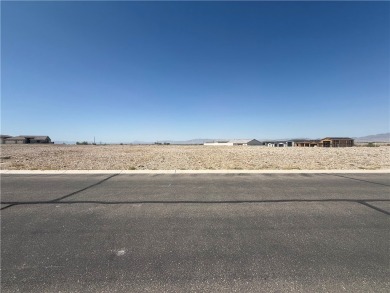 Welcome to 2098 E Calle La Reina, the perfect parcel to build on Los Lagos Golf Club in Arizona - for sale on GolfHomes.com, golf home, golf lot