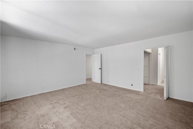 Overlooking the San Clemente Municipal Golf Course, this unit is on San Clemente Municipal Golf Course in California - for sale on GolfHomes.com, golf home, golf lot