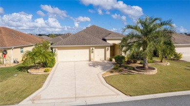 Under contract-accepting backup offers. Popular 3-bedroom on Pennbrooke Fairways in Florida - for sale on GolfHomes.com, golf home, golf lot