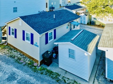 WELL MAINTAINED 2 BED/2 BATH BEACH HOUSE JUST STEPS TO THE BEACH on Prestwick Country Club in South Carolina - for sale on GolfHomes.com, golf home, golf lot