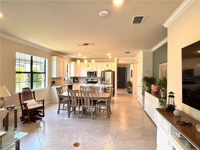 Beautiful, better than new construction, Pulte Ellenwood Villa on River Hall Country Club in Florida - for sale on GolfHomes.com, golf home, golf lot
