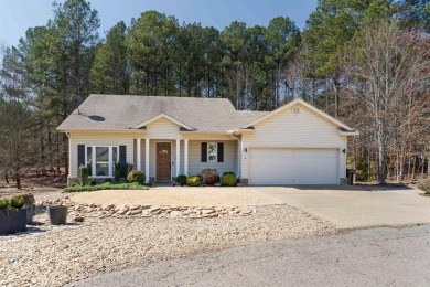 Desirable Maderas Gardens cul-de-sac home with a two car garage! on Diamante Golf and Country Club in Arkansas - for sale on GolfHomes.com, golf home, golf lot