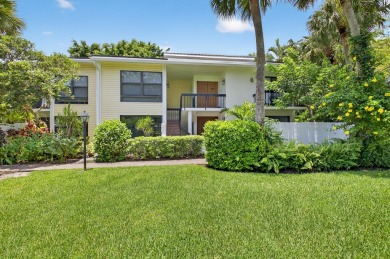 Stunning, 3 Bedroom, 2.5 Bath 1st floor corner Willow Wood on Boca West Golf and Country Club in Florida - for sale on GolfHomes.com, golf home, golf lot