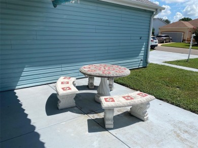 Handyman Special on the golf course!! This property priced to on Hacienda Hills Golf and Country Club in Florida - for sale on GolfHomes.com, golf home, golf lot