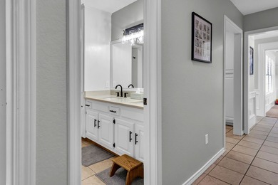 Charming Home located in Calallen, Wood River Subdivision, Near on River Hills Country Club in Texas - for sale on GolfHomes.com, golf home, golf lot