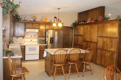 One owner home!  This home has been meticulously maintained and on Woodward Municipal Golf Course in Oklahoma - for sale on GolfHomes.com, golf home, golf lot