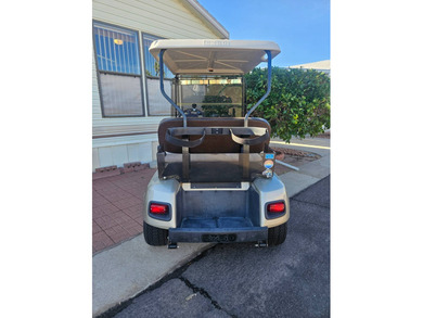 Move into this ready-to-enjoy 1-bedroom, 1.5-bath home! The on Viewpoint Golf Resort in Arizona - for sale on GolfHomes.com, golf home, golf lot