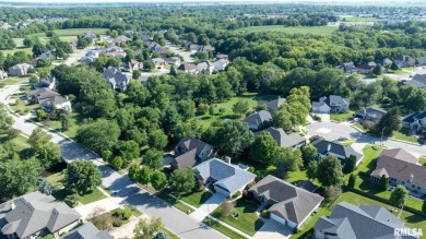 Beautiful ranch style home in desirable Piper Glen golf on Piper Glen Golf Club in Illinois - for sale on GolfHomes.com, golf home, golf lot