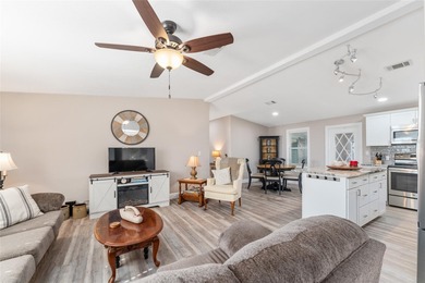 ATTENTION: Here is a *RARE FIND* in the VILLAGE of COUNTRY CLUB on El Diablo Executive Golf Course in Florida - for sale on GolfHomes.com, golf home, golf lot